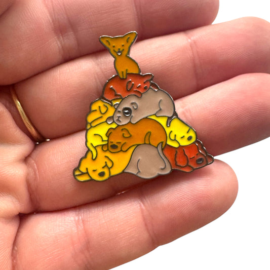 Pin — Pile of Dogs