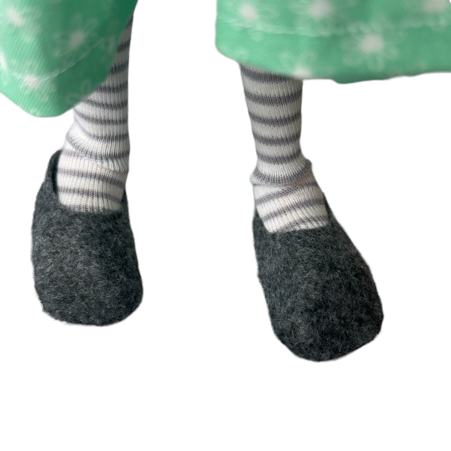 Tina, Sitting Standing Dolls  Splash Quilting