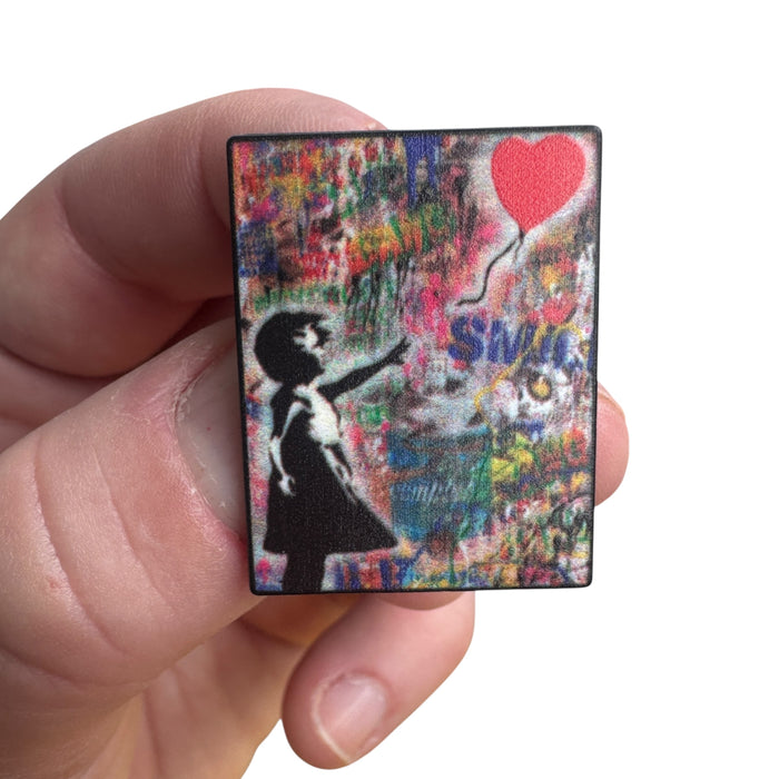 Pin  — ‘Balloon Girl’