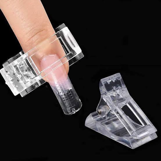 False nail mold / tubing clip