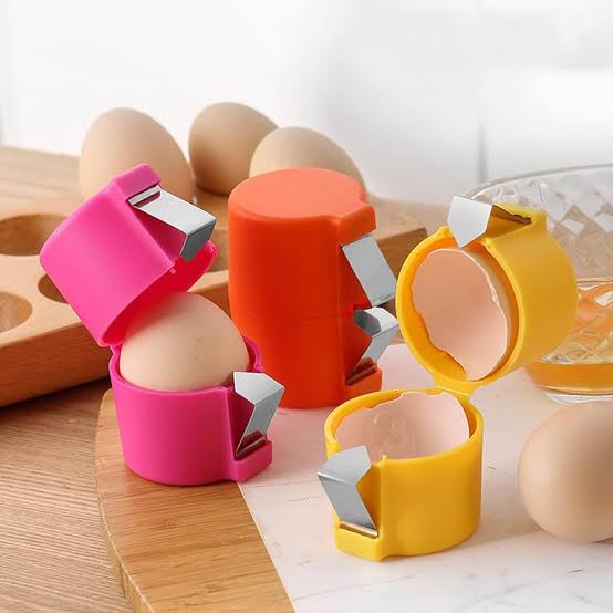 Easy Grip Egg Cracker