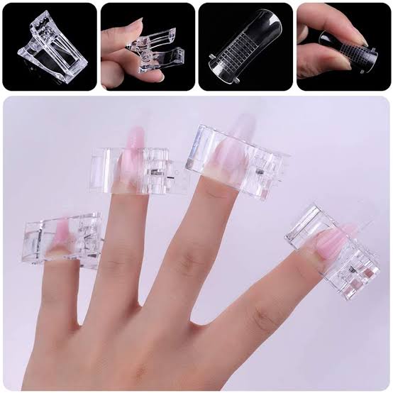 False nail mold / tubing clip