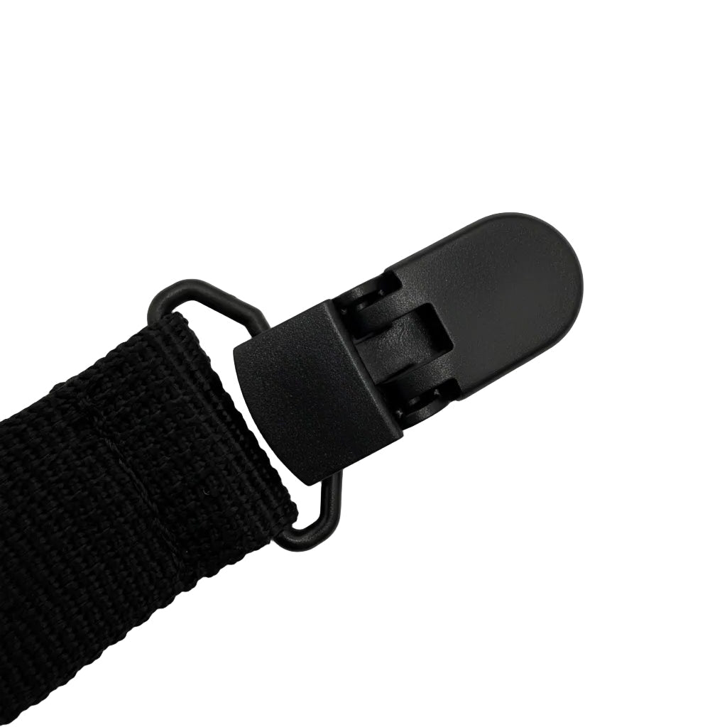 Clip and Pull Dressing Aid