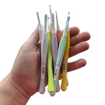 Crochet Hooks — Soft Grip