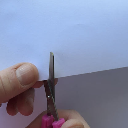 Adaptive Self-Opening Scissors